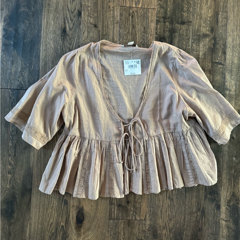 Tie-front top
